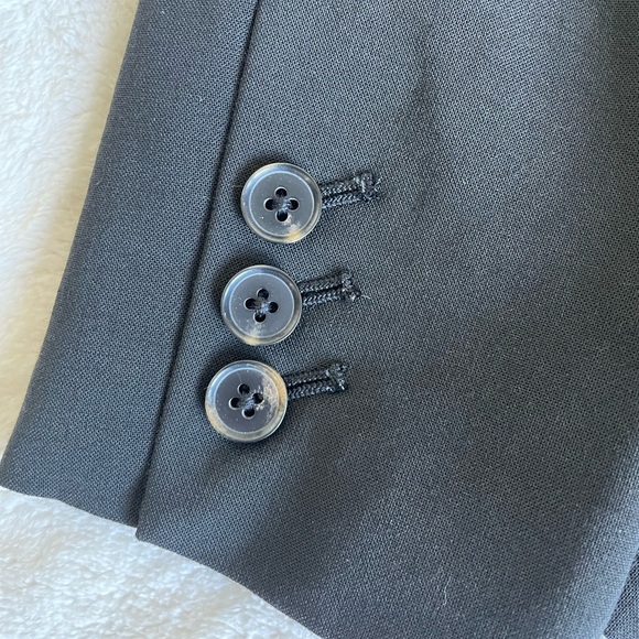 Gap classic fitted blazer NWOT size 0 black - Picture 4 of 10